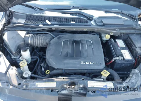 2011 Volkswagen Routan Se z USA, uszkodzony, nr VIN 2V4RW3DG3BR634058